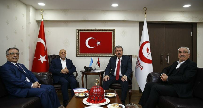 Hak-İş Başkanı Mahmut Arslan: