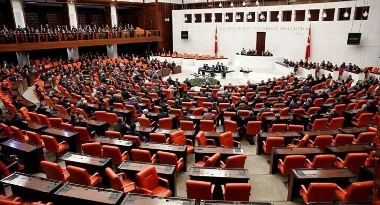 Taşeronların maaş sorunu mecliste!