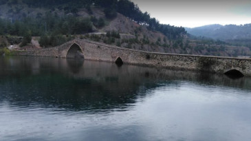 KÖPRÜ/İNSAN - Ahmet SANDAL