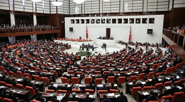 Bu hafta mecliste: Yeni askerlik sisteminin detayları belli oldu
