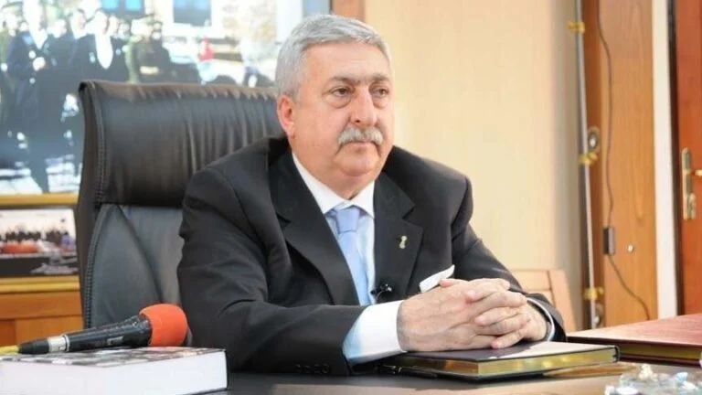 'AVM'ler bayramda tatil yapmalı'