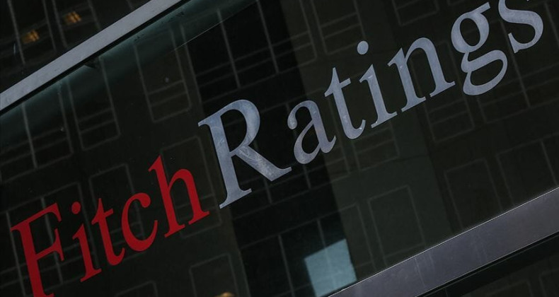 Fitch Türkiye'nin görünümünü 'negatif' yaptı