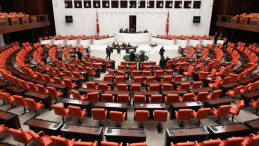 Mecliste EYT ve taşeron tepkisi