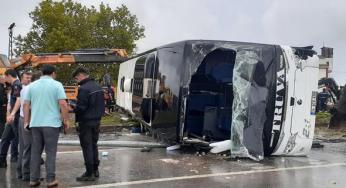 Çanakkale'de otobüs kazası! Yaralılar var