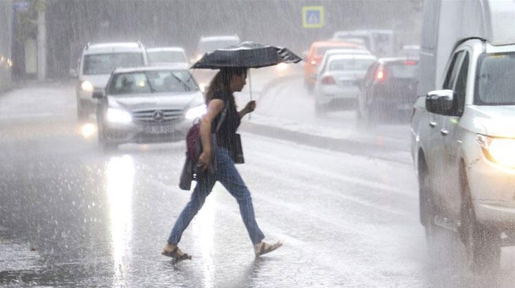 İstanbul'da yağmur: Sarı uyarı verildi