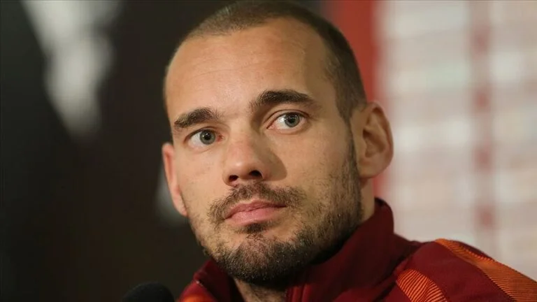 Galatasaray efsanesi Sneijder veda etti