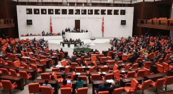 Üniversiteli işçiler sorunların çözümünü bekliyor