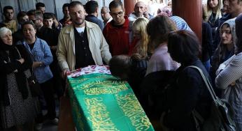 Neslican Tay gözyaşlarıyla uğurlandı