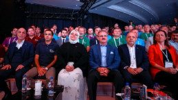 İşveren ve işçi temsilcileri buluştu: Kadın sendikacı kararı!