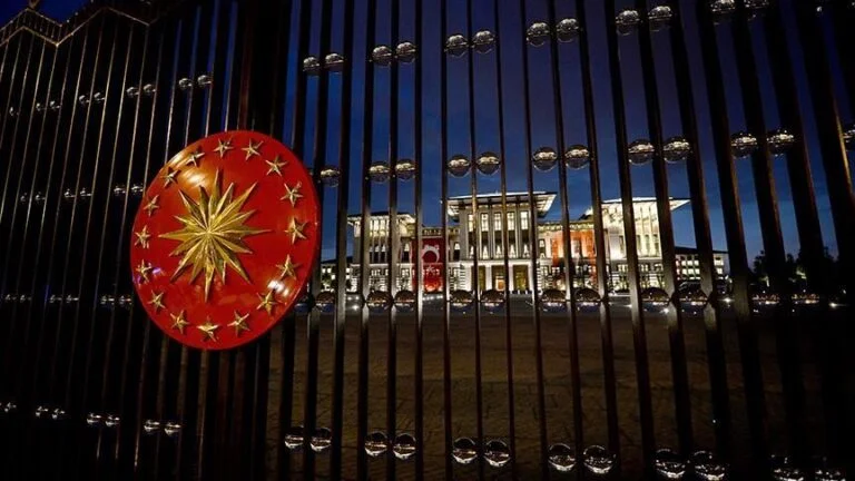 Külliye'de güvenlik toplantısı: Avrupa'ya mülteci geçişi serbest bırakılıyor