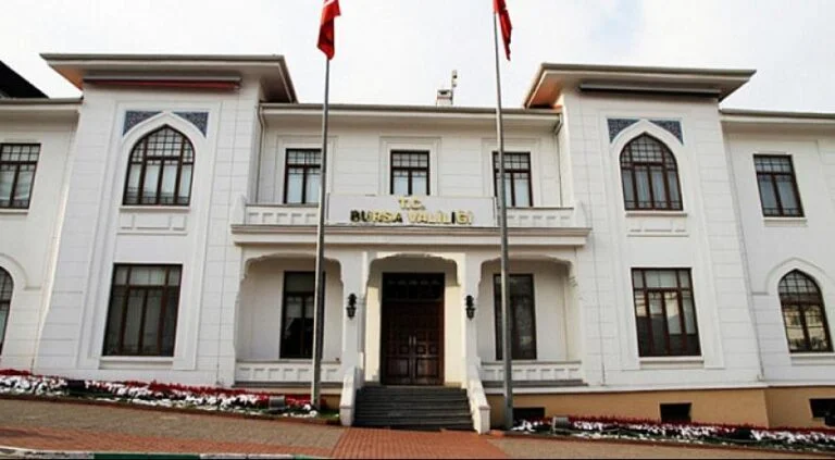 Nikahlar-Kafe-restoran ve internet kafeler ile ilgili bir ilimizden ilk karar geldi