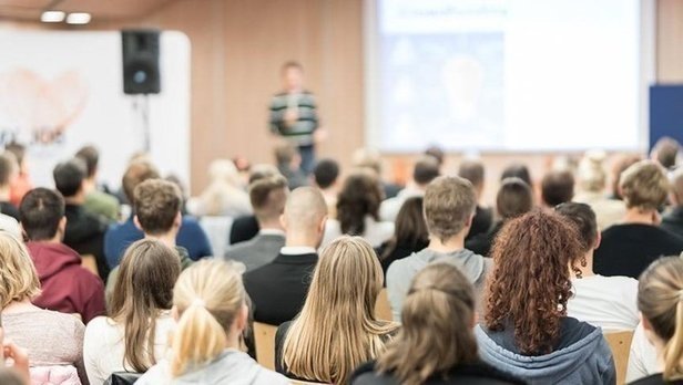 Üniversiteler yüz yüze eğitime başlayacak mı? Konu ile ilgili son durum