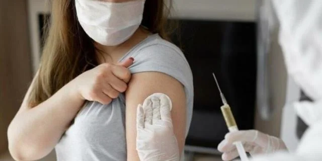 Aşı teşviki bir ilimizde daha başladı: "Aşı olanlara mağazalarda yüzde 25 indirim"