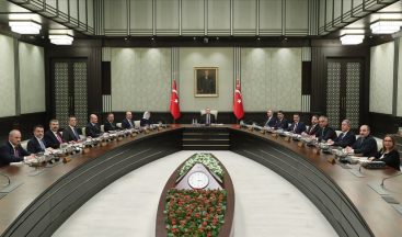 Kabinede değişiklik olabilir: Mehdi Eker mi geliyor?