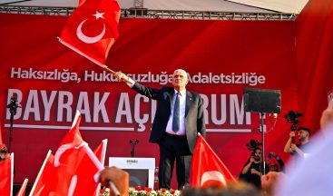TANDOĞAN’DA BİR MEYDAN DEĞİL, TÜRKİYE VARDI