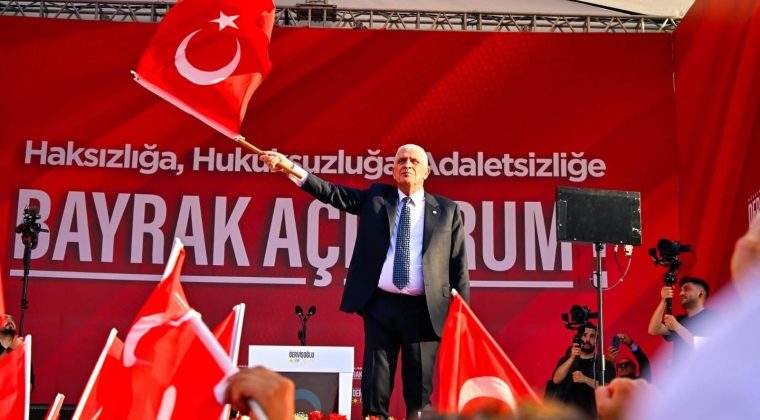 TANDOĞAN’DA BİR MEYDAN DEĞİL, TÜRKİYE VARDI